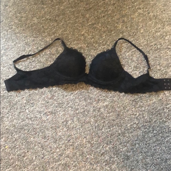 Used bra size 36B - Picture 1 of 8